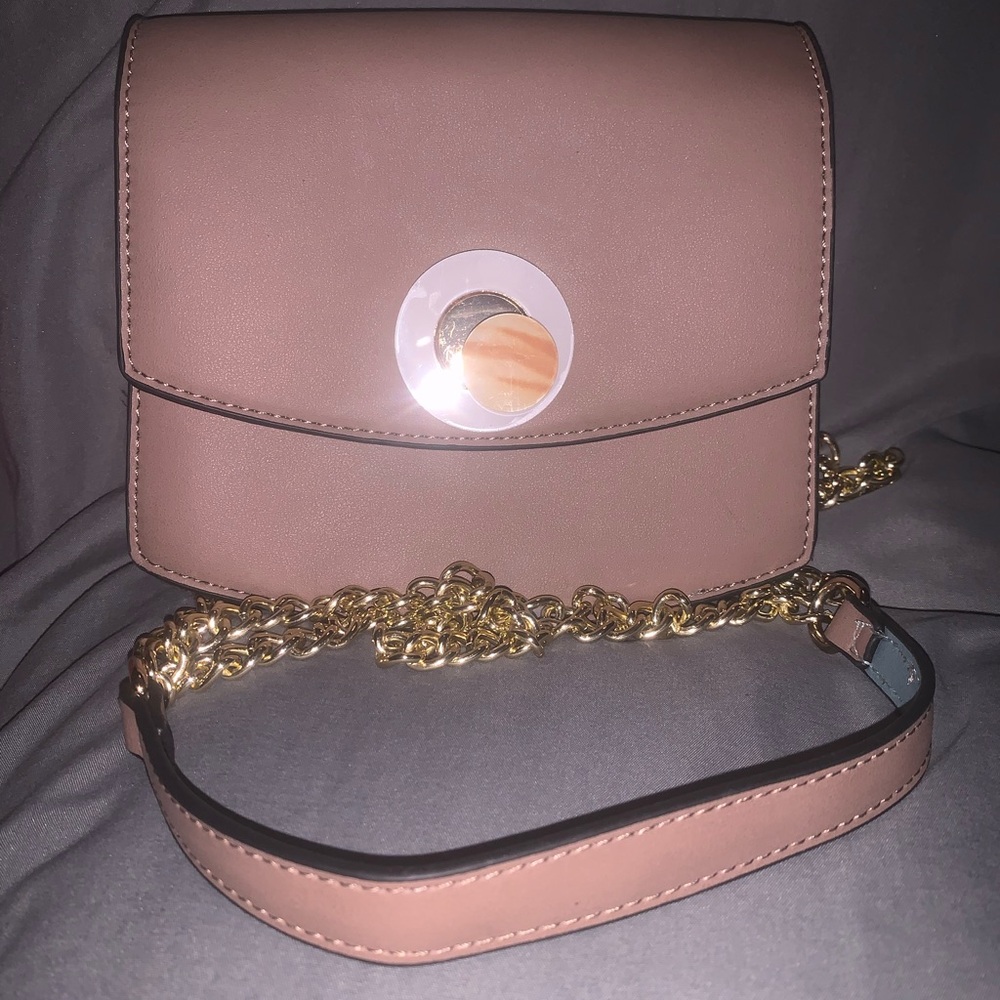 Chic Tan Chain Strap Women's Shoulder Bag